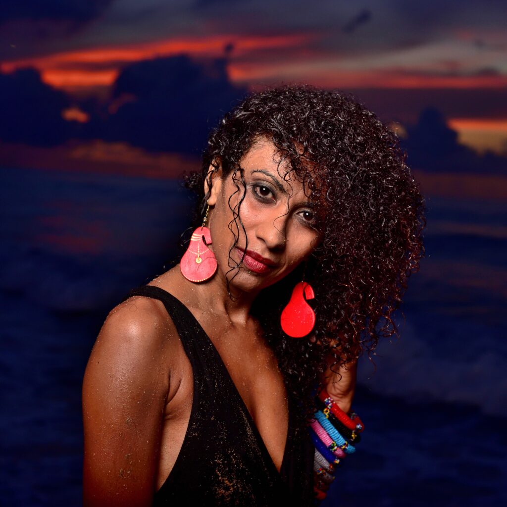 Photographer: Eddie Alicea Photography (eddiealicea.com) Model: Fatima Kanji Styling and designer: Pensar Africa (pensarafrica.com) Location: Aguadilla, Puerto Rico Lighthouse Ruins, Aug 2017